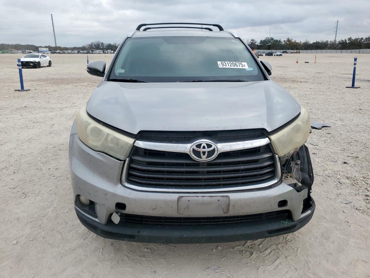 Toyota Highlander Xle Image 8