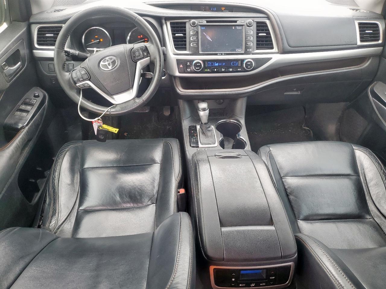 Toyota Highlander Xle Image 12