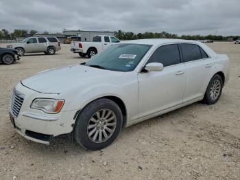  Salvage Chrysler 300