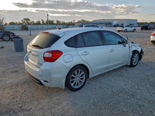 Subaru Impreza Premium Image 4