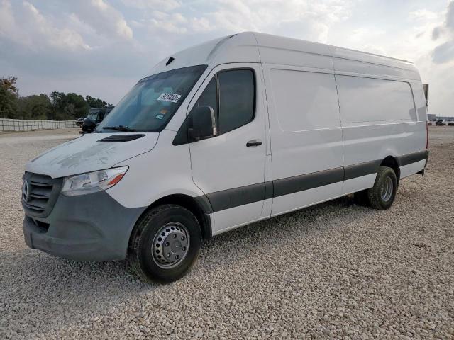  Salvage Mercedes-Benz Sprinter