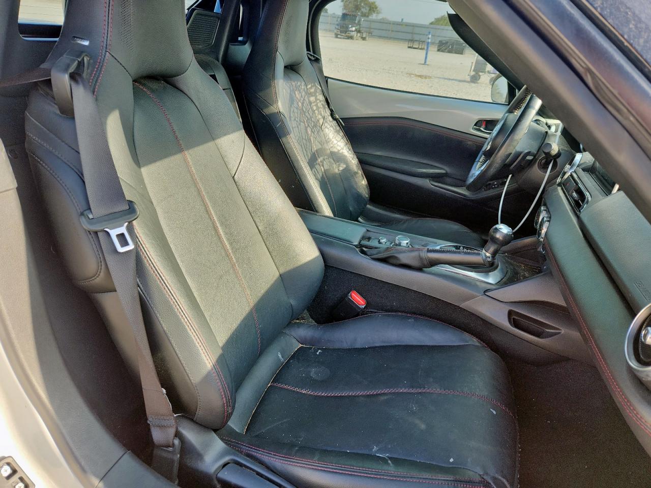 Mazda Mx5 Grand Touring Image 9