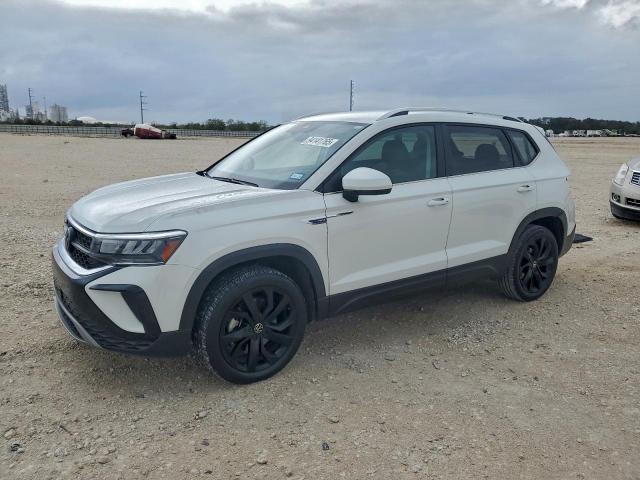  Salvage Volkswagen Taos