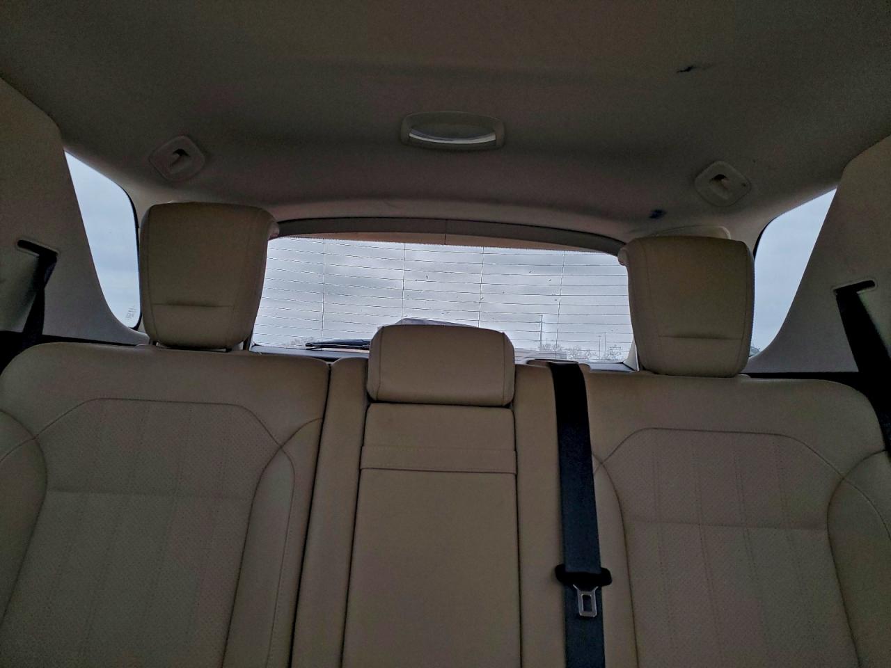 Mercedes-Benz GLE 350 Image 9