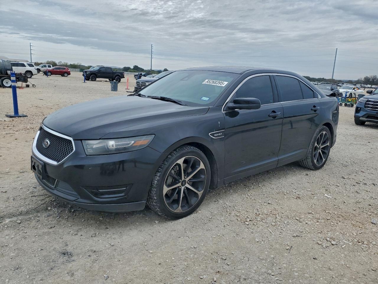Ford Taurus Sho Image 1