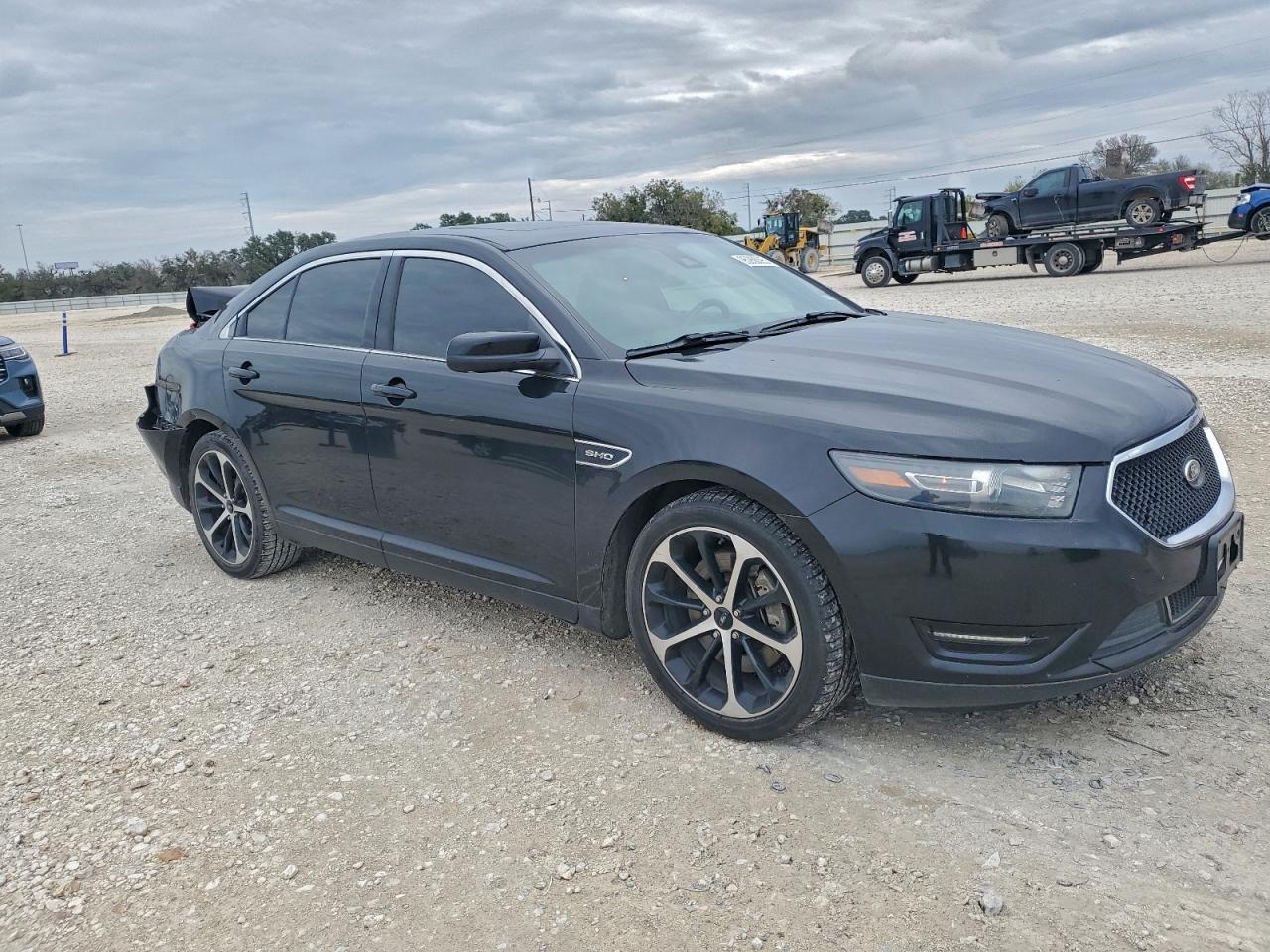 Ford Taurus Sho Image 12