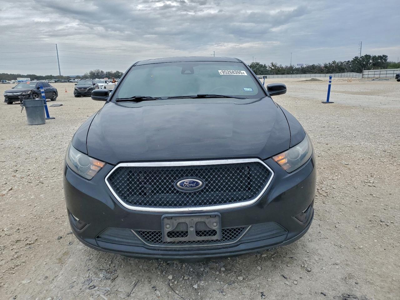Ford Taurus Sho Image 11