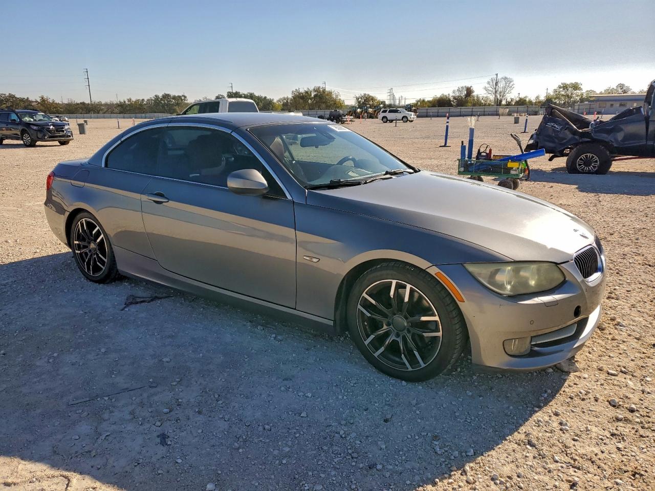 BMW 3 Series I Image 8