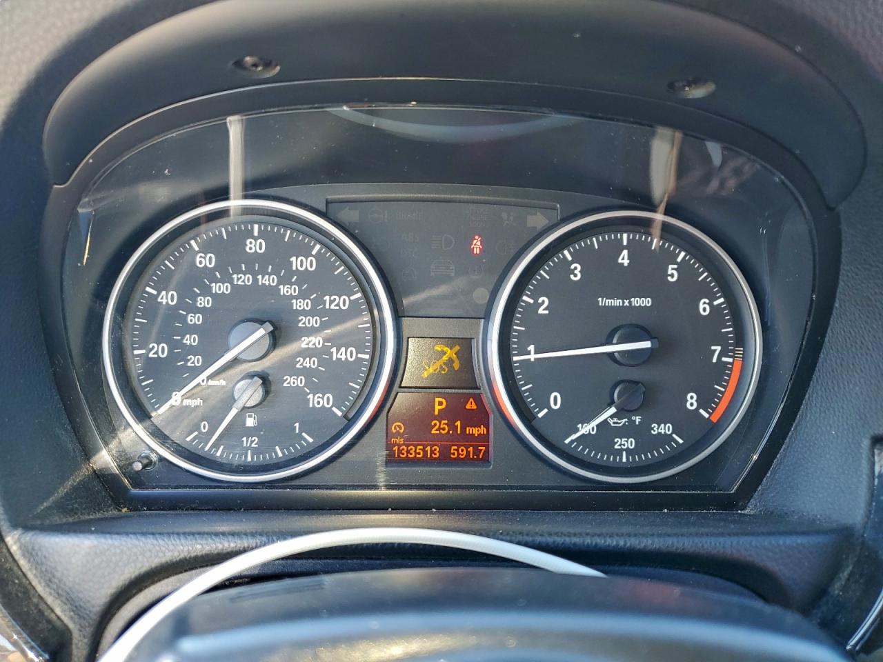 BMW 3 Series I Image 11