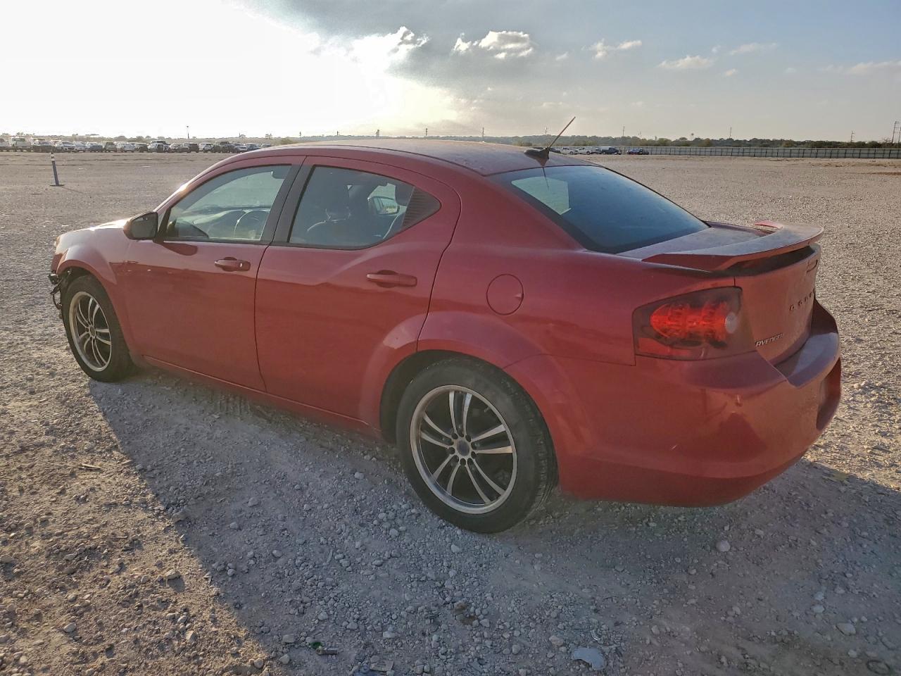 Dodge Avenger Sxt Image 9