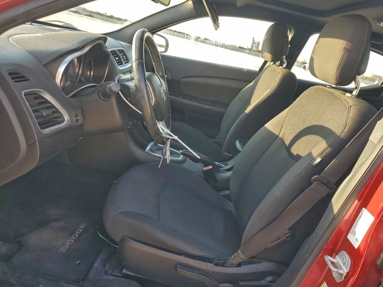 Dodge Avenger Sxt Image 2