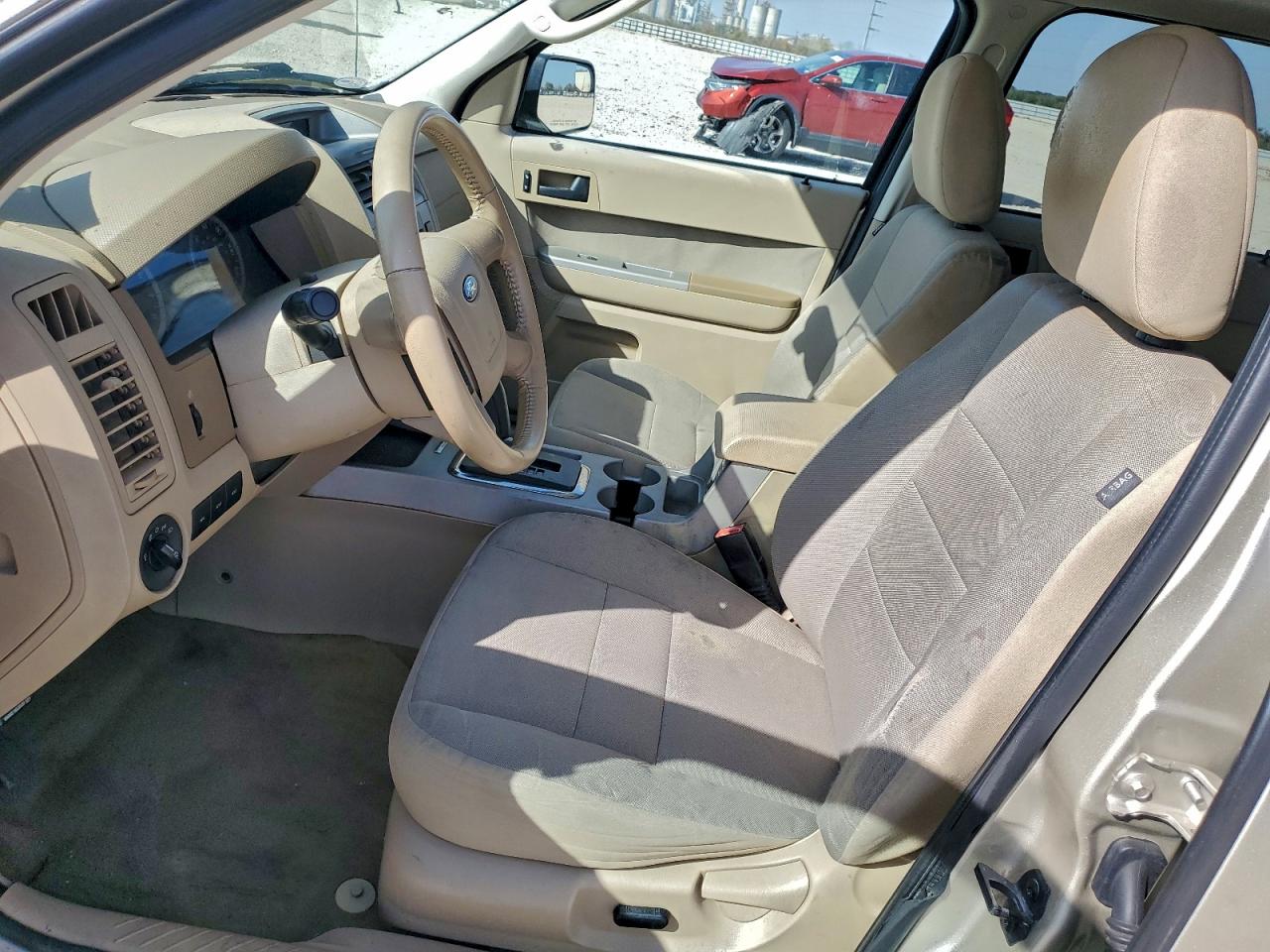 Ford Escape Xlt Image 9