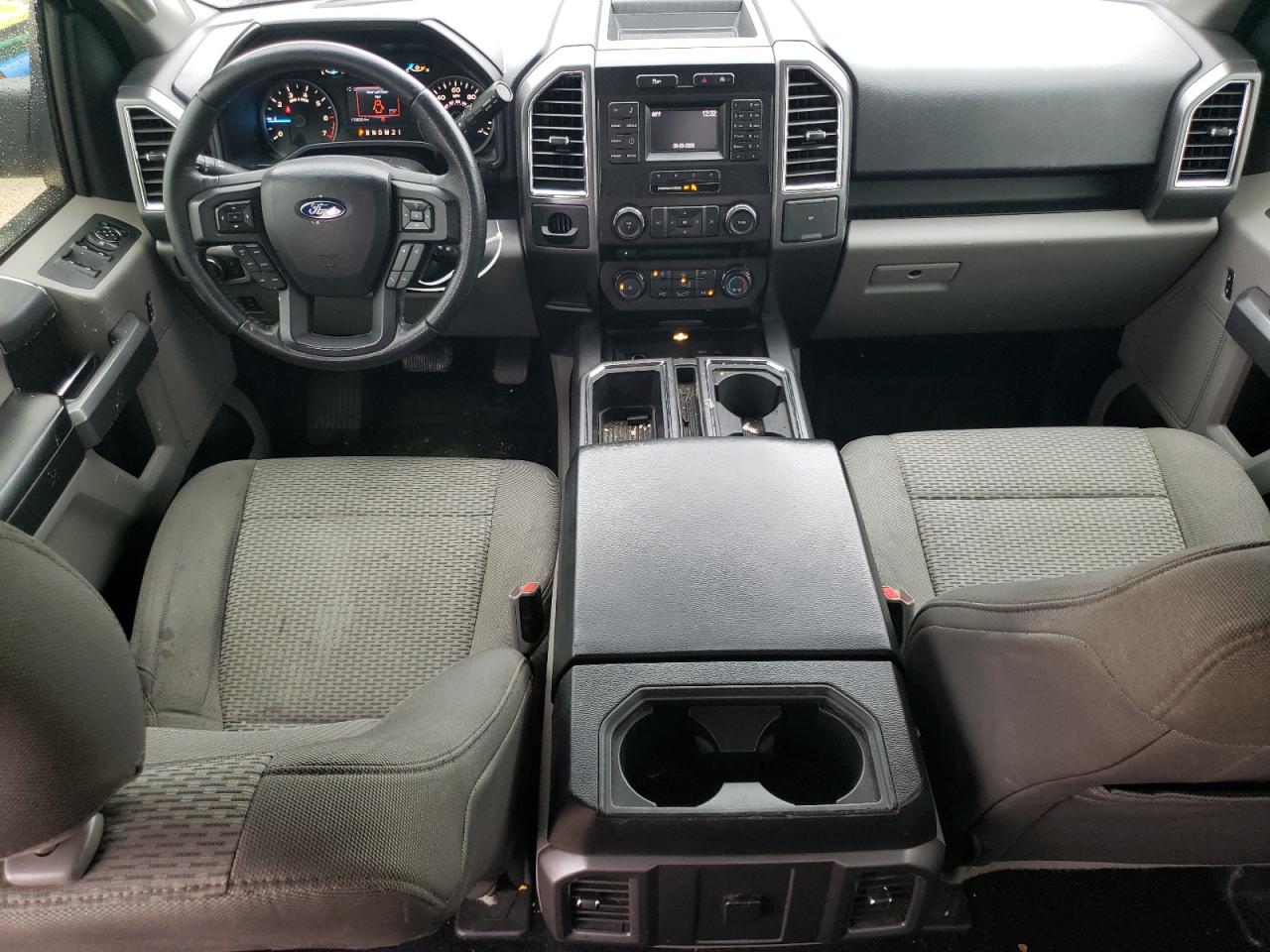 Ford F-150 Supercrew Image 9