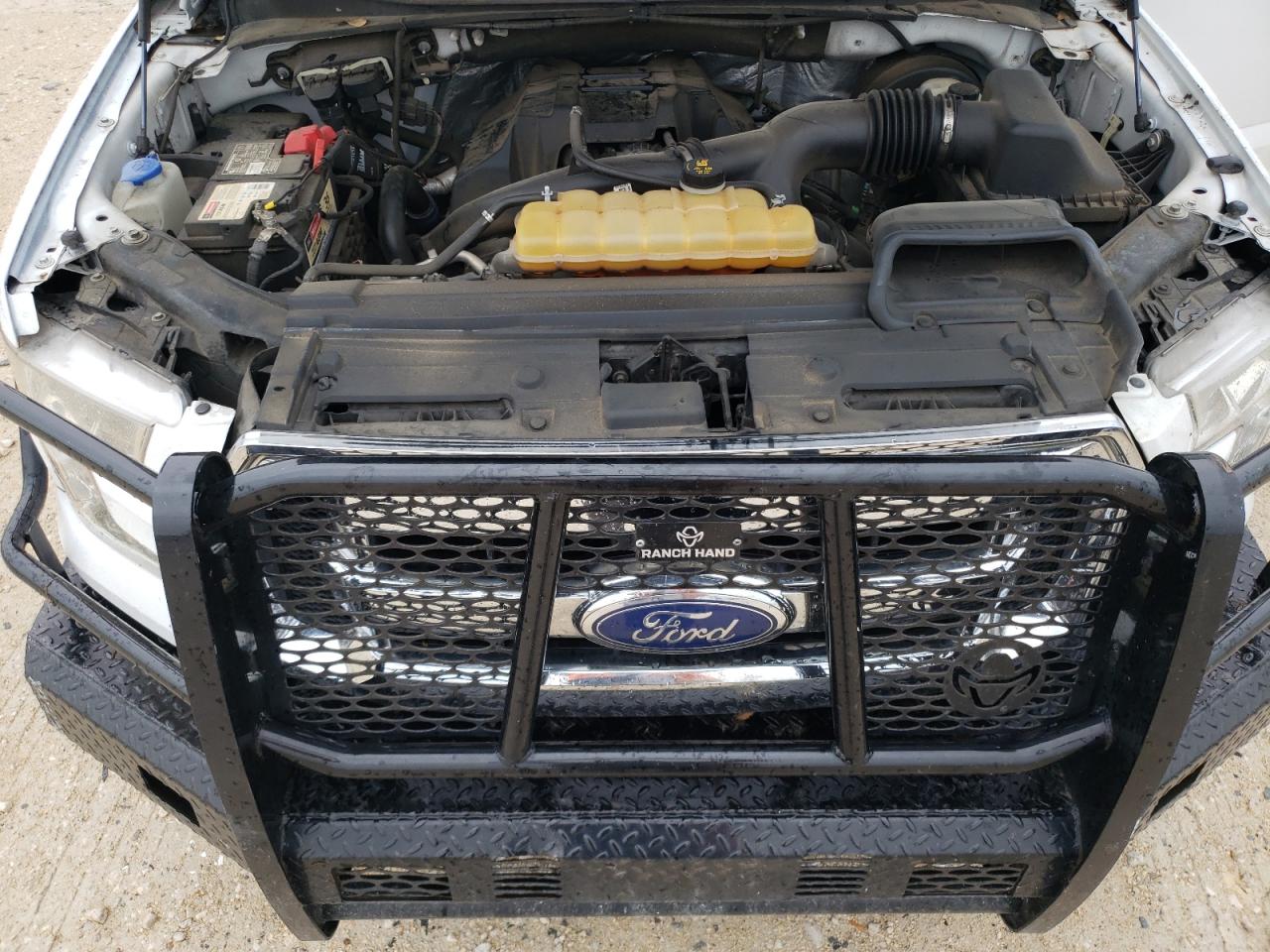 Ford F-150 Supercrew Image 7