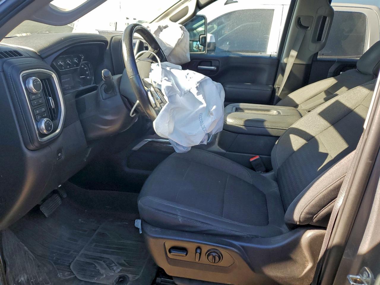 GMC Sierra K1500 Elevation Image 11