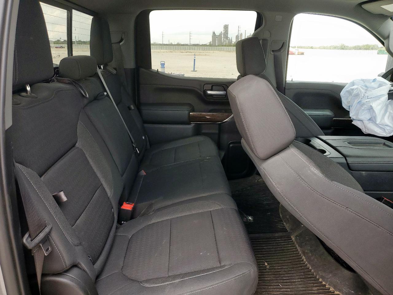 GMC Sierra K1500 Elevation Image 10