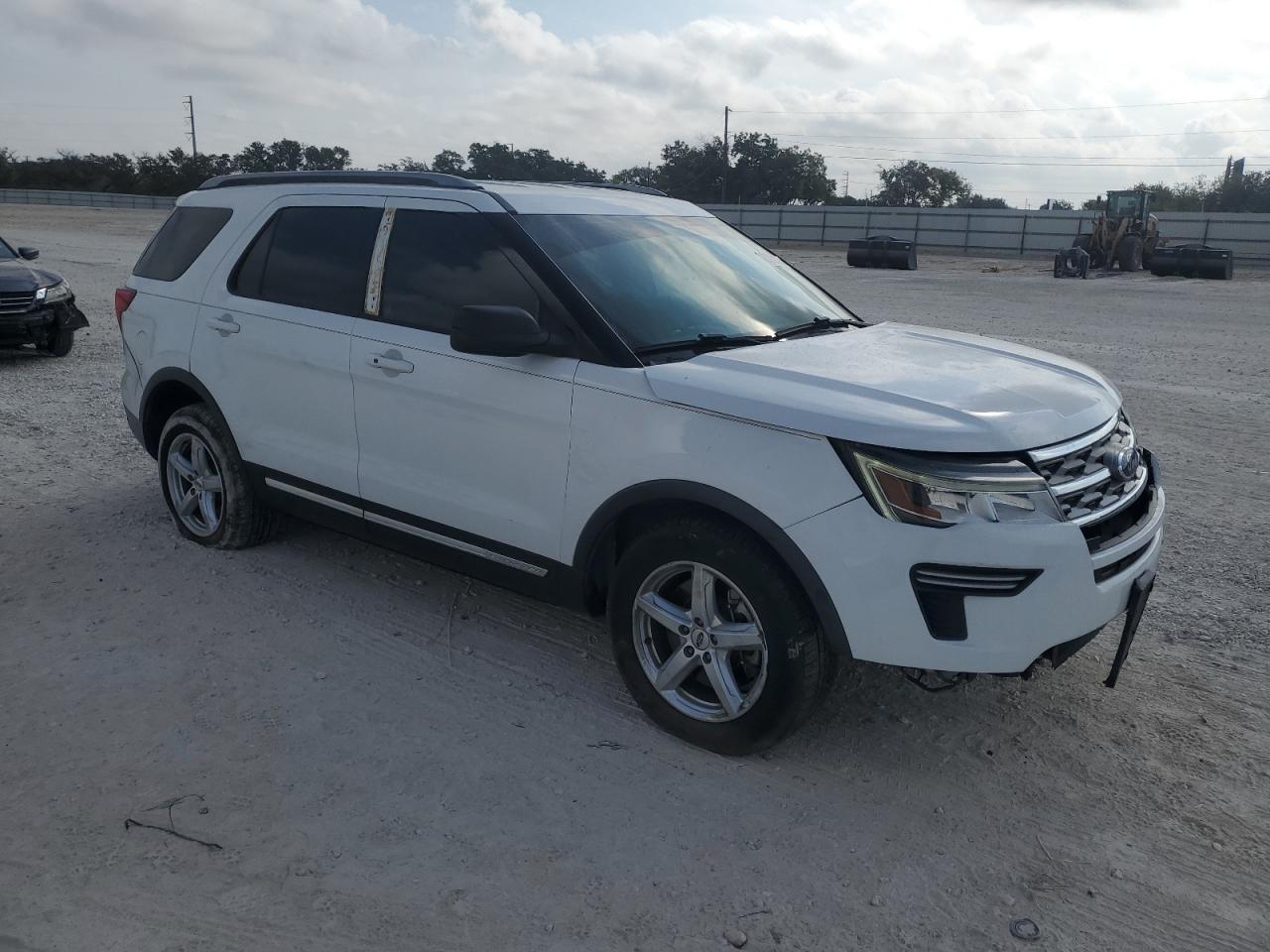 Ford Explorer Xlt Image 9
