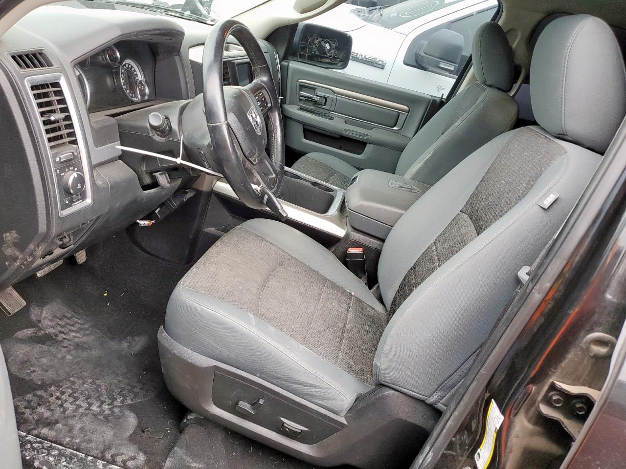 Ram 1500 Slt Image 9