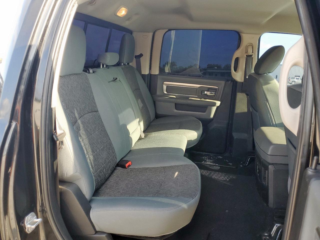 Ram 1500 Slt Image 6