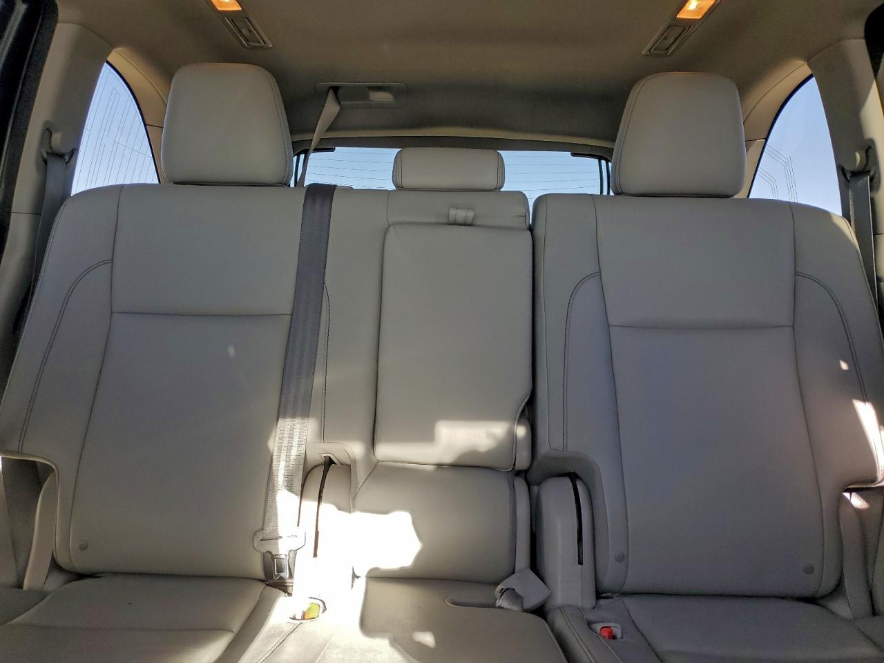 Toyota Highlander Xle Image 12