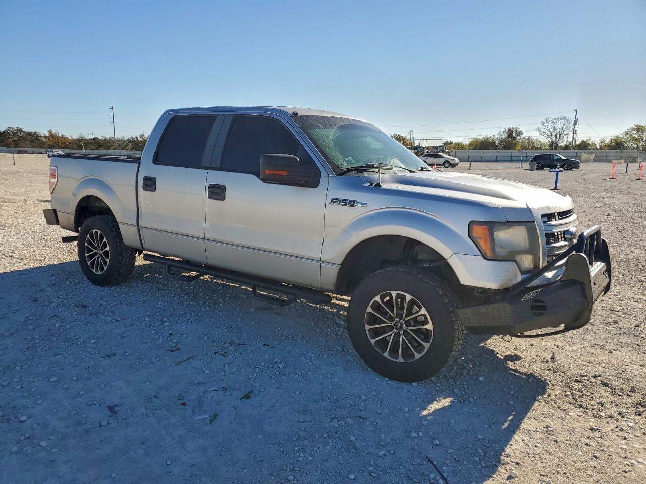 Ford F-150 Supercrew Image 9
