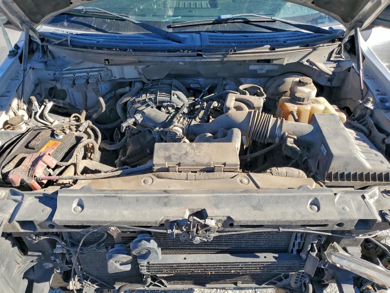 Ford F-150 Supercrew Image 4