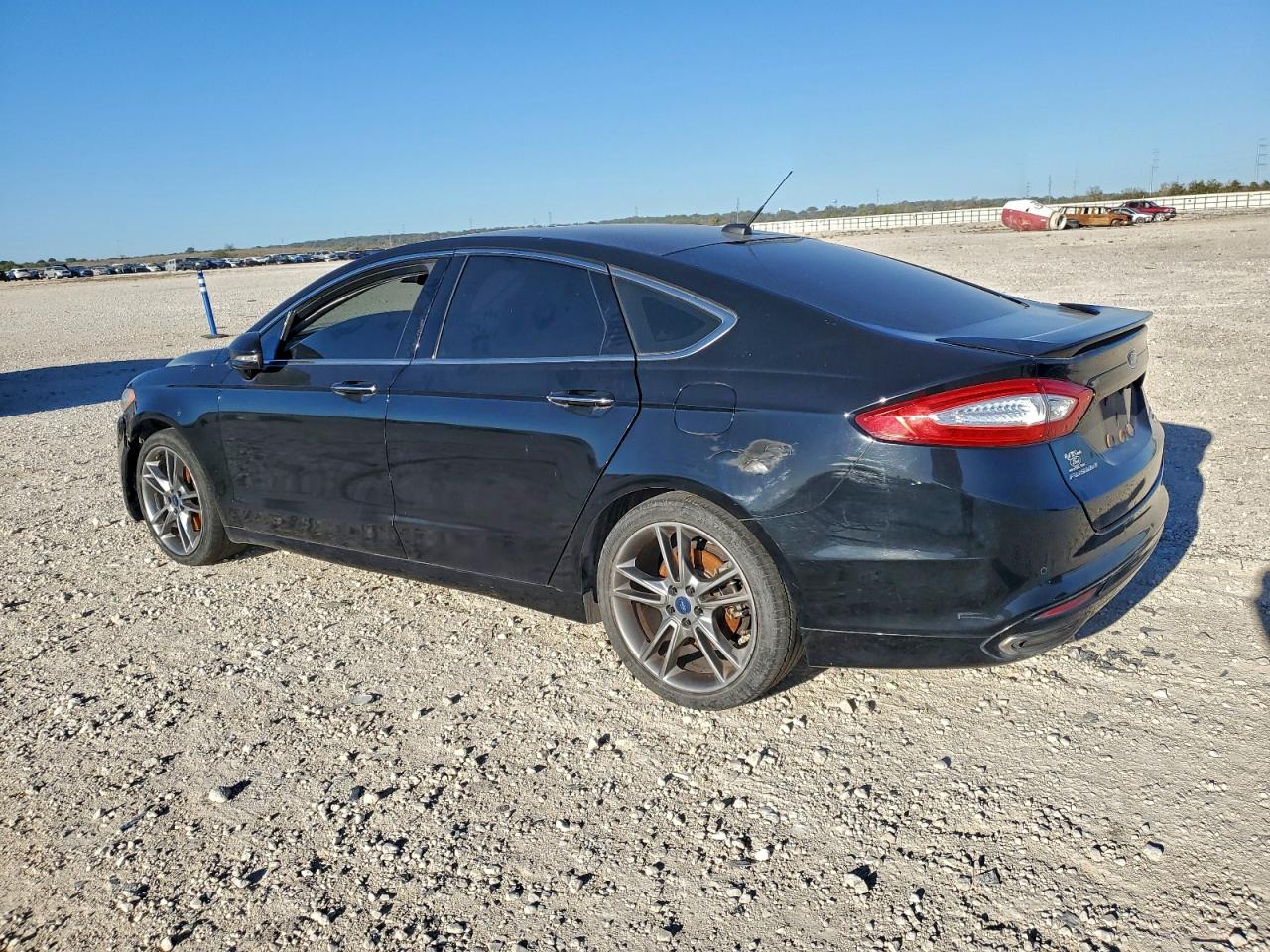 Ford Fusion Titanium Image 3