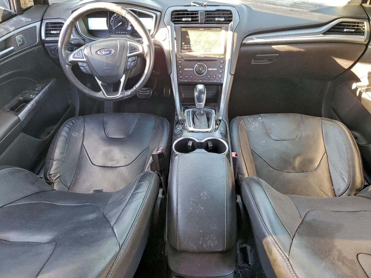 Ford Fusion Titanium Image 10