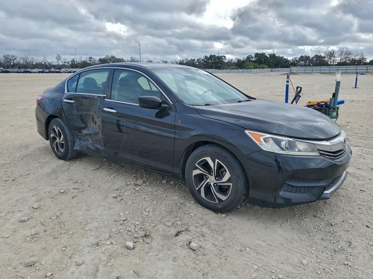 Honda Accord Lx Image 4