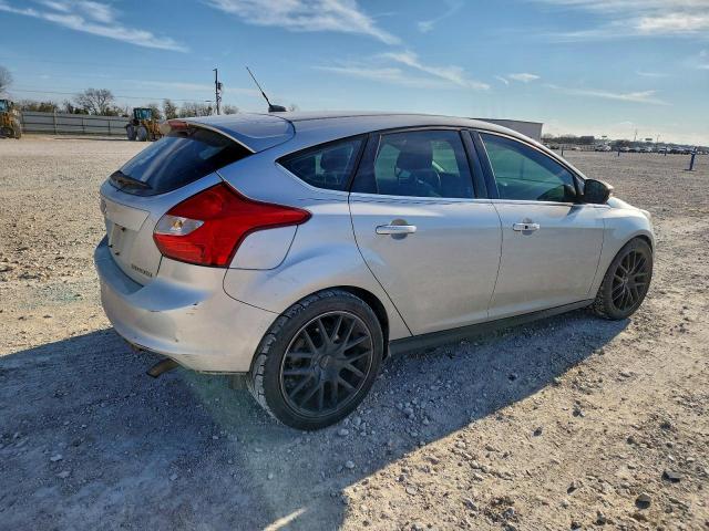 Ford Focus Titanium Image 5