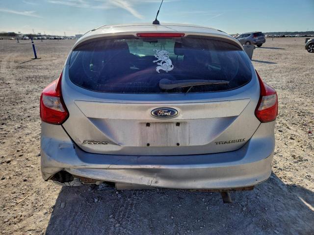 Ford Focus Titanium Image 12