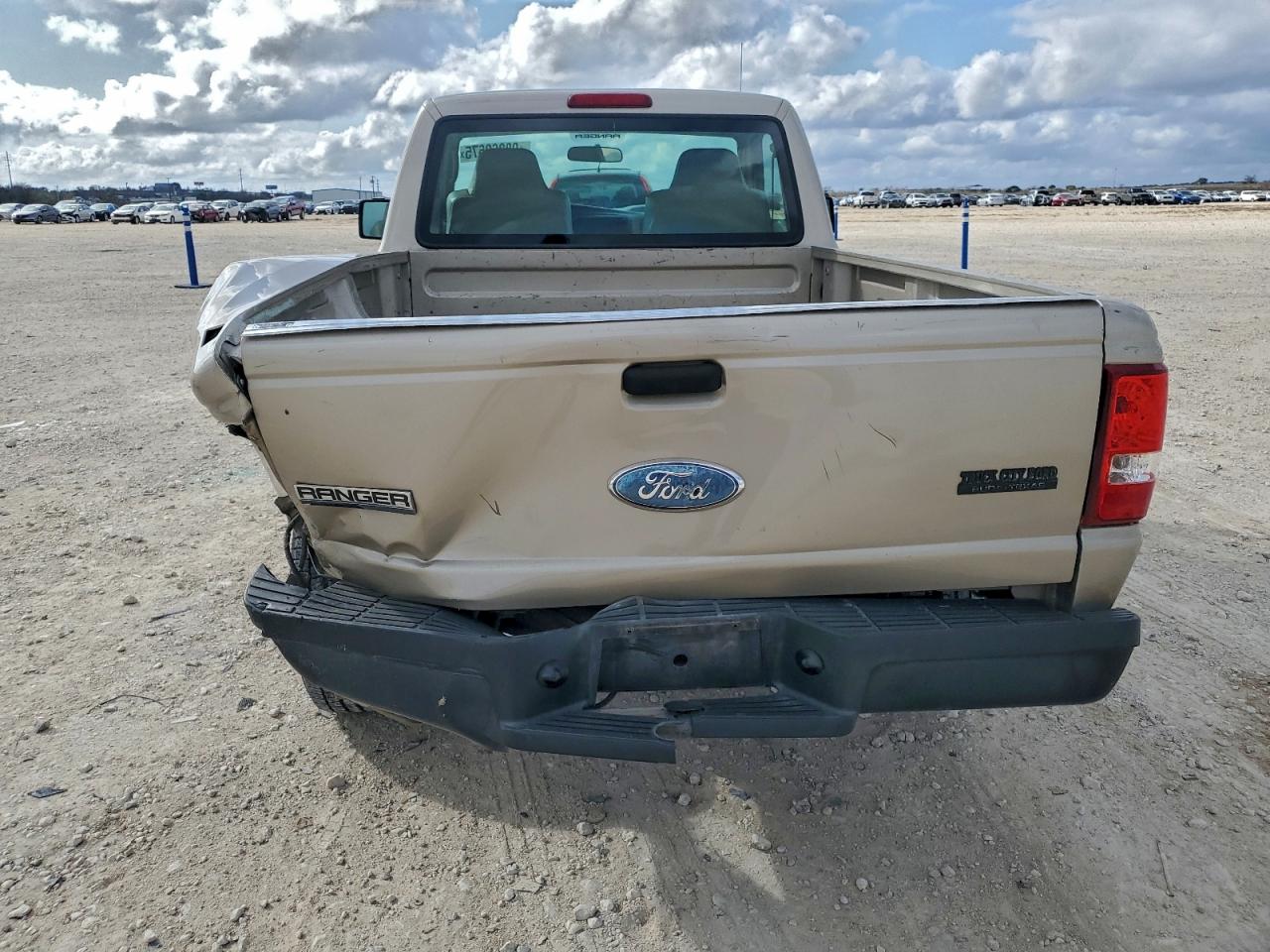 Ford Ranger Image 6