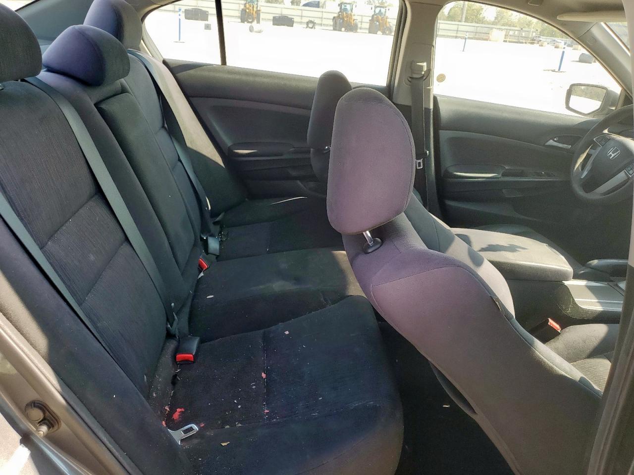 Honda Accord Lx Image 9