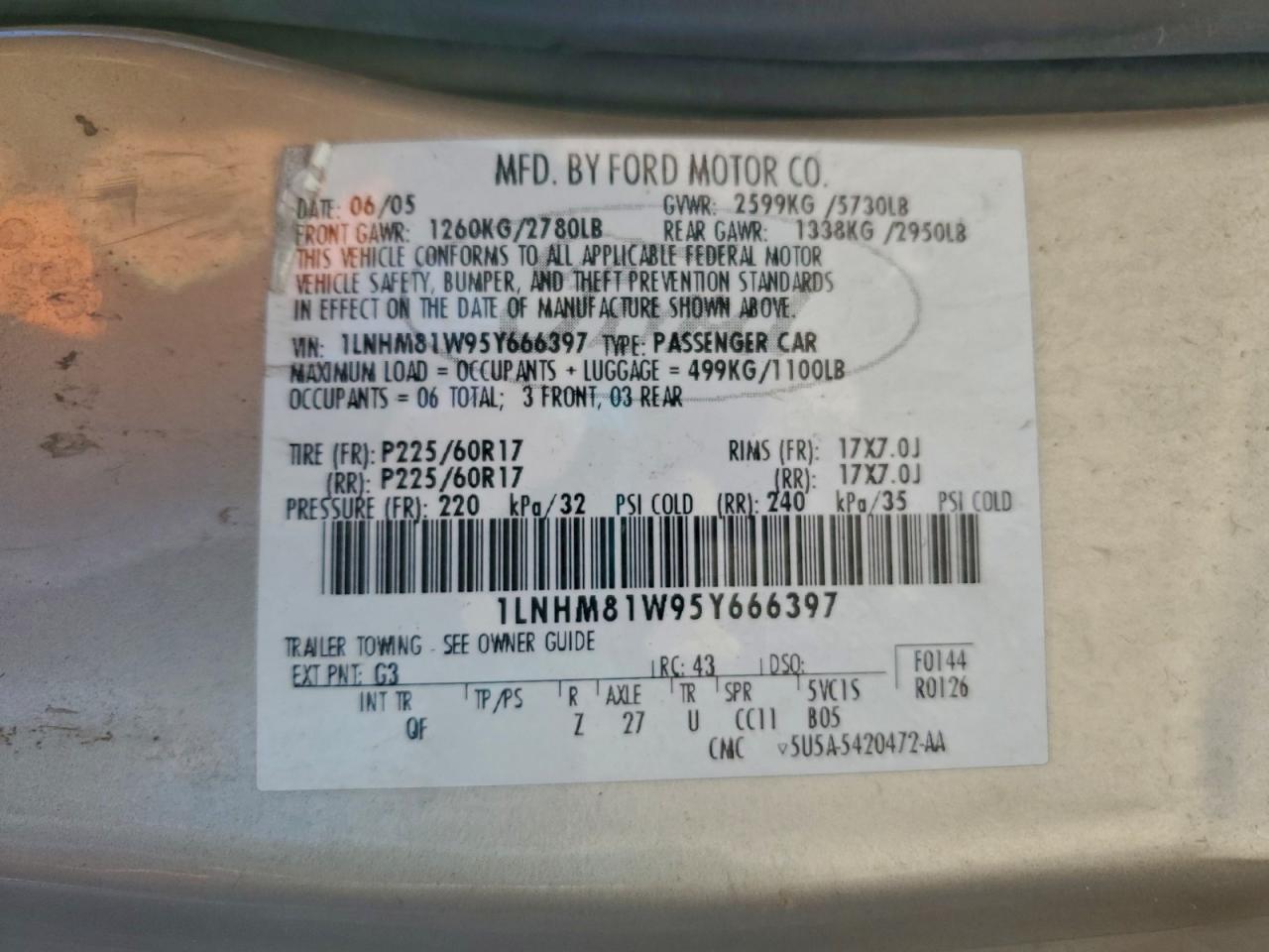 Lincoln Towncar Signature Image 11