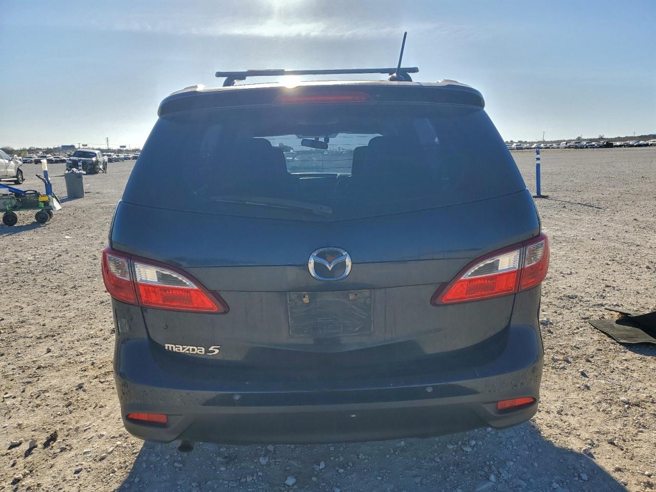 Mazda 5 Grand Touring Image 9