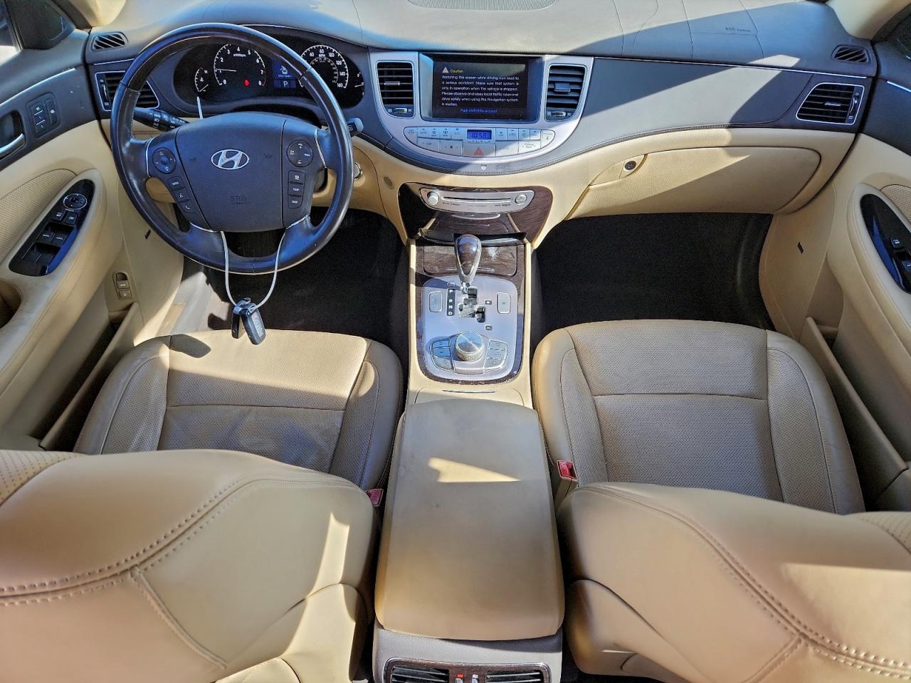 Hyundai Genesis 4.6l Image 6
