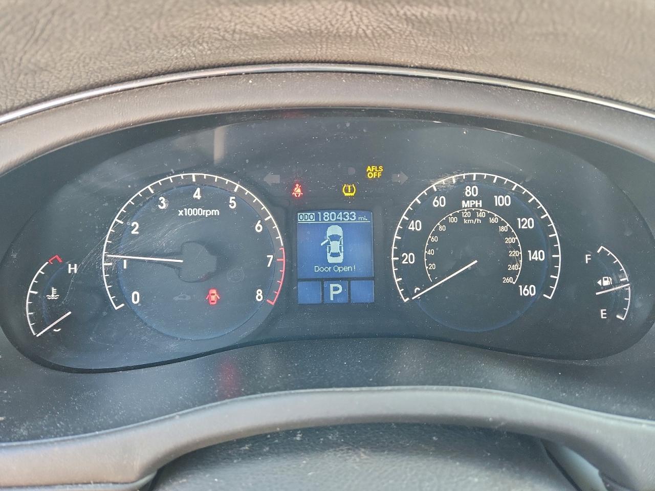 Hyundai Genesis 4.6l Image 10