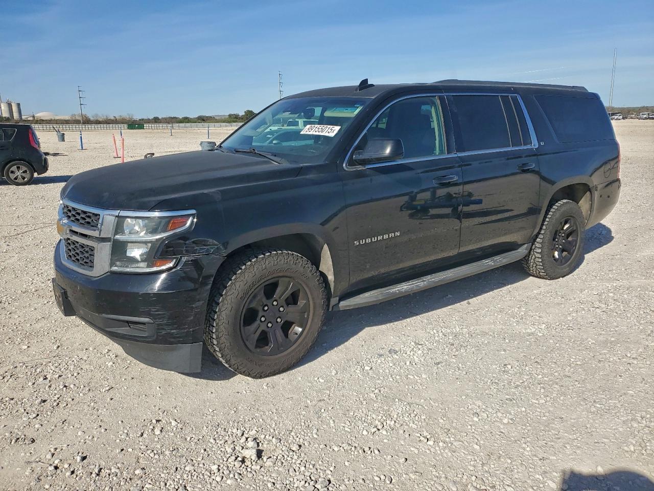Chevrolet Suburban C1500 Lt Image 1