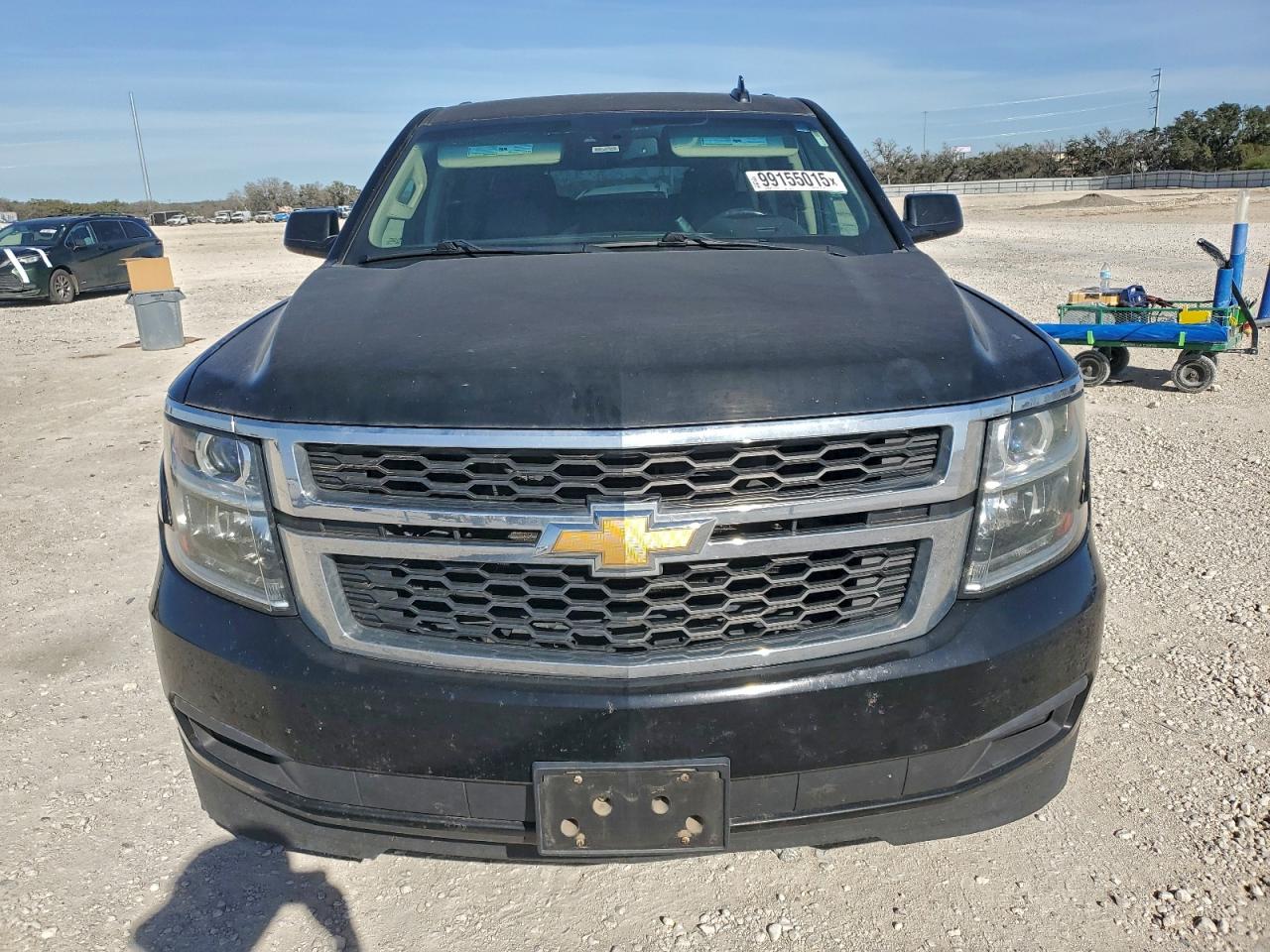 Chevrolet Suburban C1500 Lt Image 3