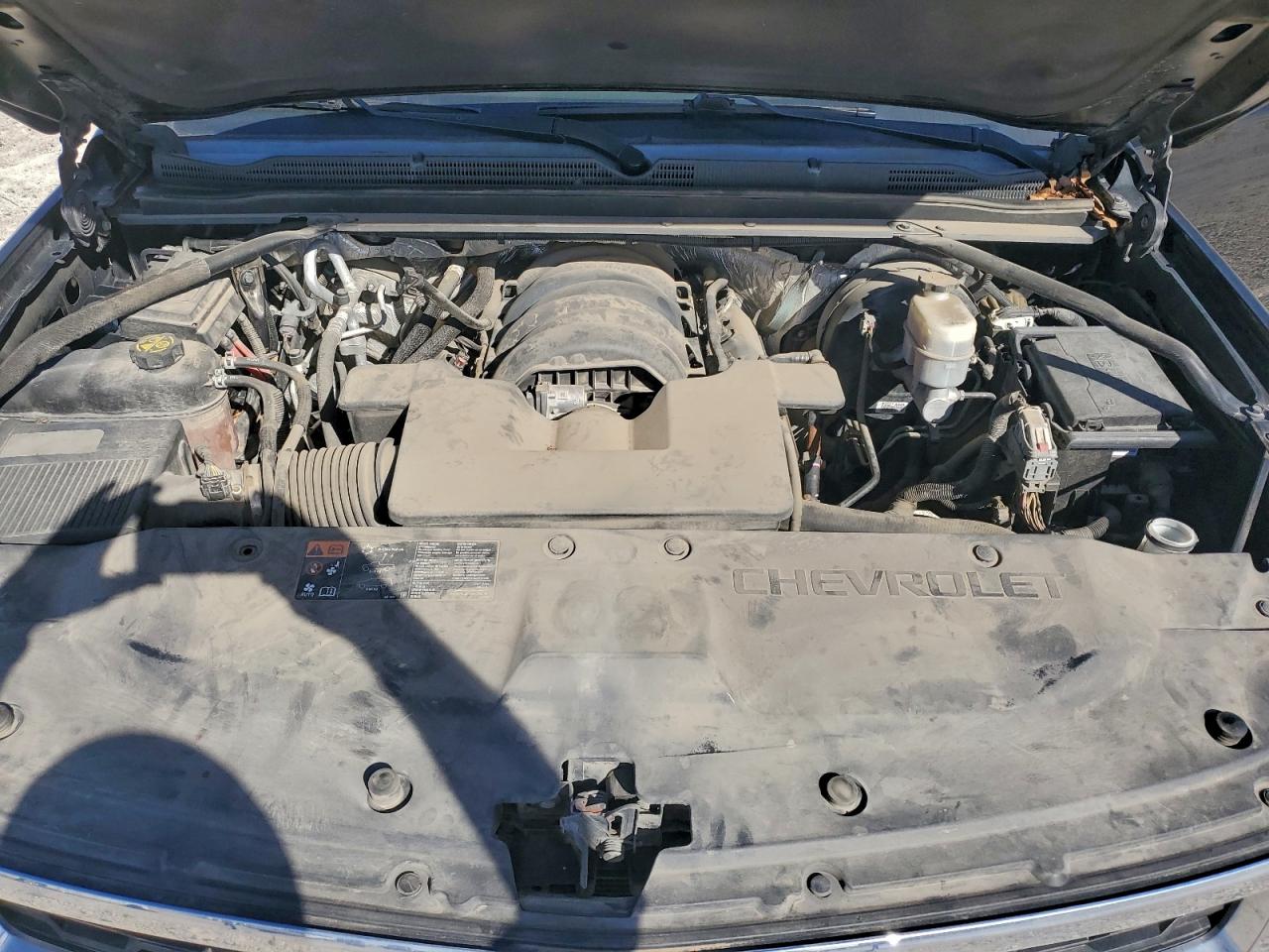 Chevrolet Suburban C1500 Lt Image 4