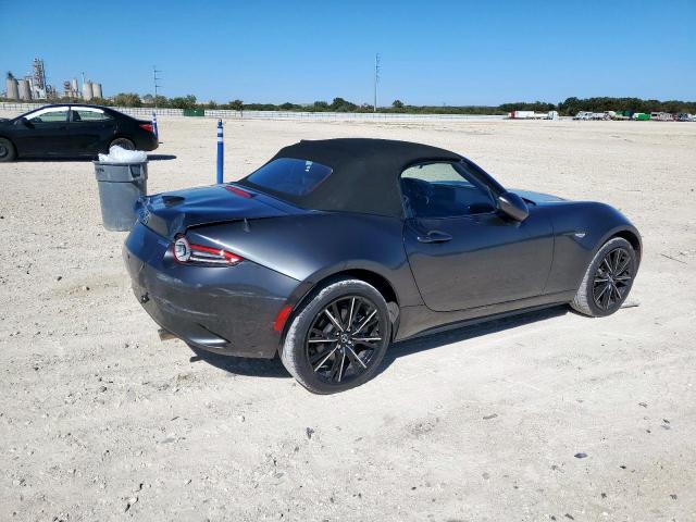 Mazda Mx5 Grand Touring Image 3