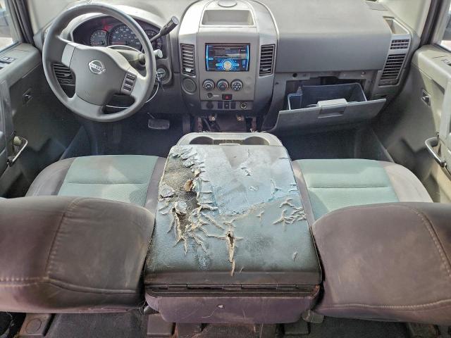 Nissan Titan Xe Image 13