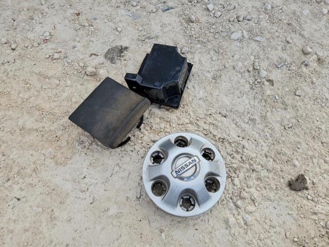 Nissan Titan Xe Image 10