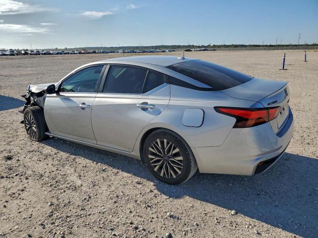 Nissan Altima Sv Image 5