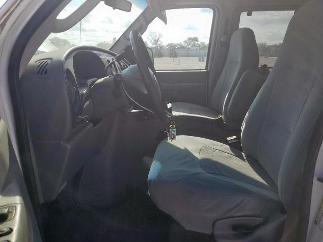 Ford E-350 E350 Super Duty Wagon Image 3