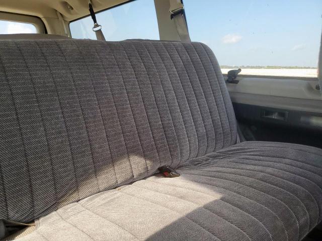 Ford E-350 E350 Super Duty Wagon Image 8