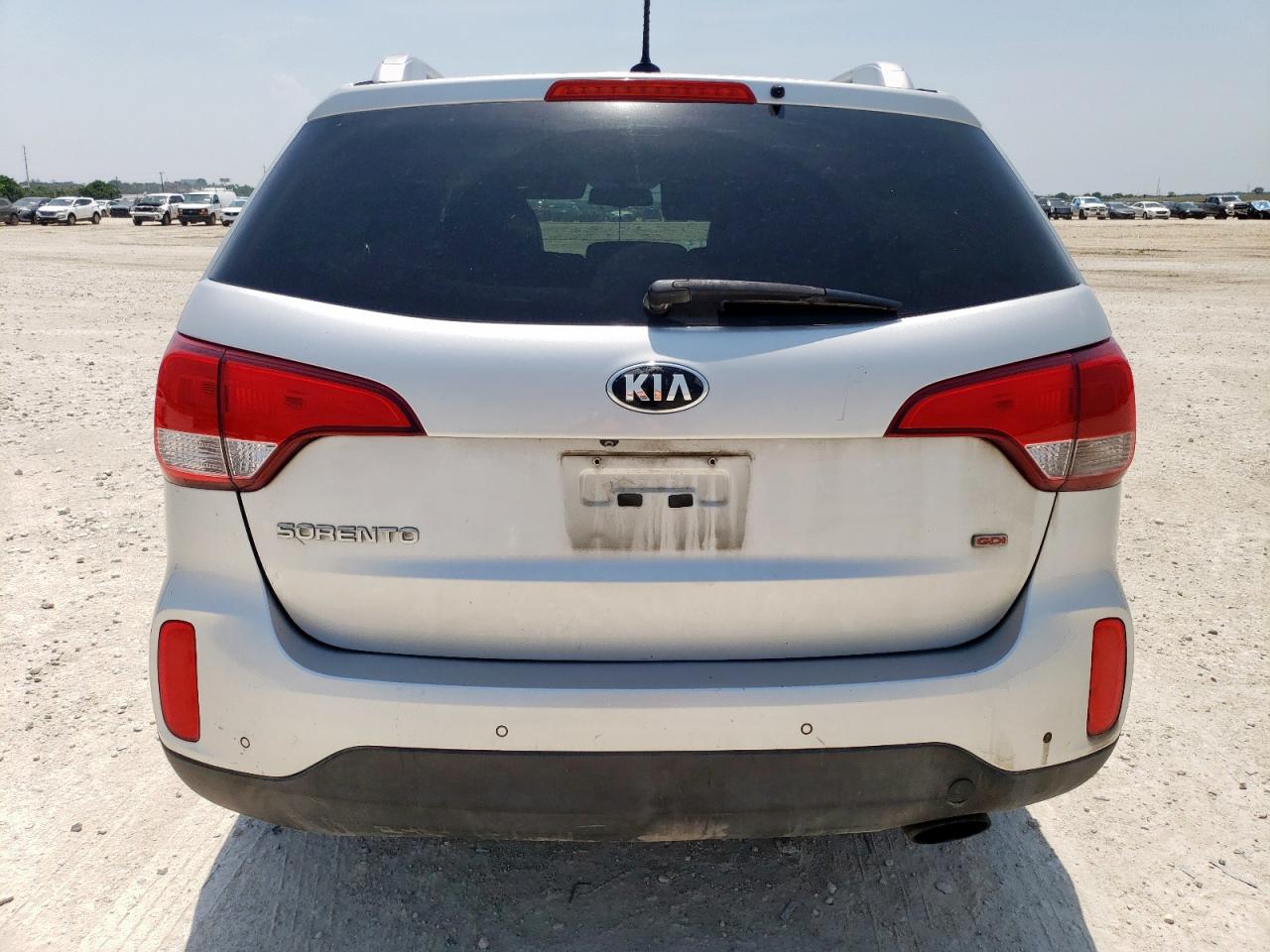 Kia Sorento Lx Image 5