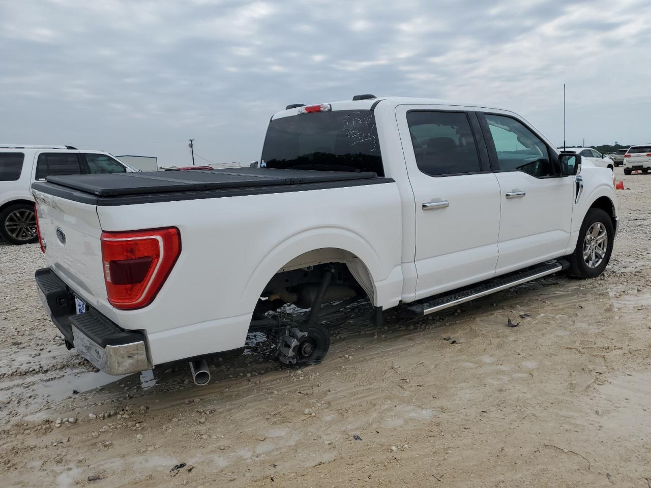 Ford F-150 Supercrew Image 7