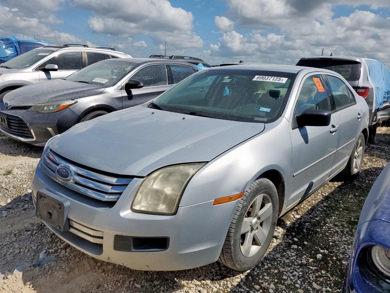 Ford Fusion S Image 1