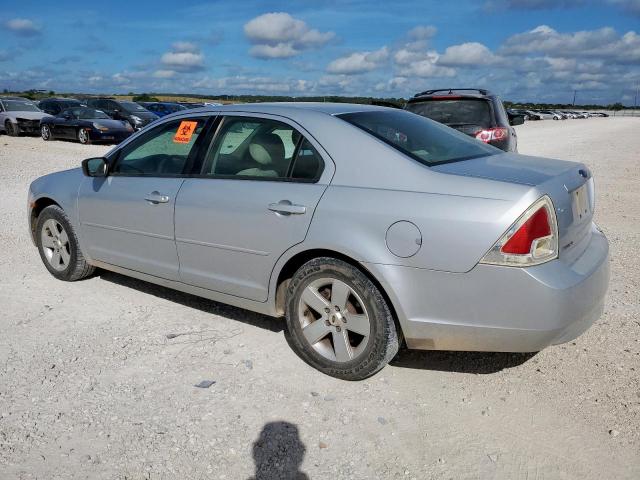 Ford Fusion S Image 2